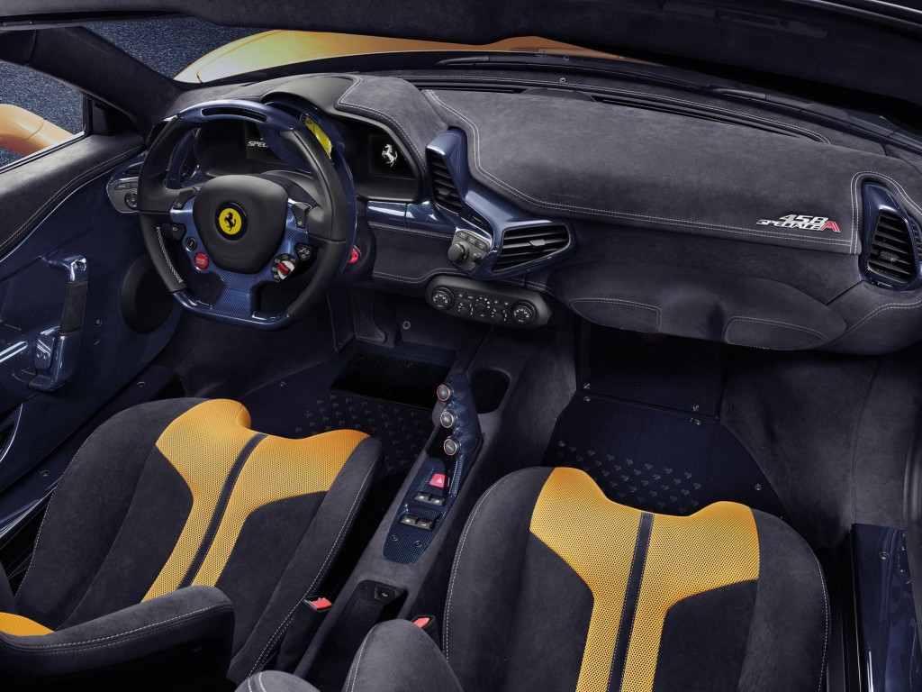 Ferrari SpecialeA interior